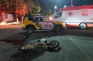 Laranjeiras - Condutor e garupa sofrem ferimentos graves após colidir motocicleta em automóvel 